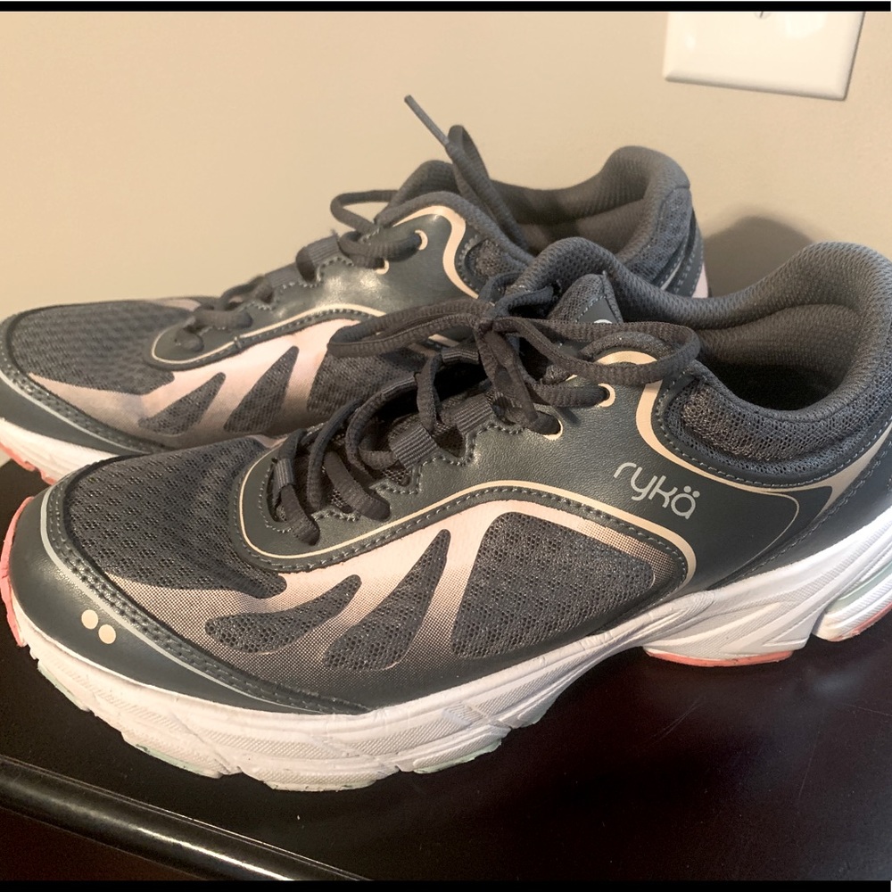 Ryka Infinite Plus Women’s Walking Shoes Size 8.5 - Like New